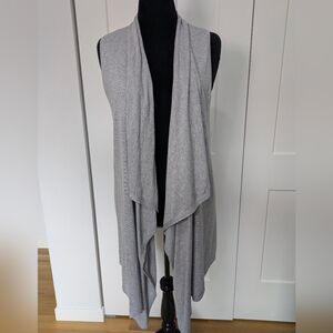 Michael Kors Long Sleeveless Open Front Vest Cardigan Size S Light Gray EUC